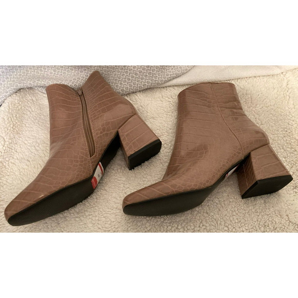 Steve Madden Womens DARMA-P Animal Print Block Heel Ankle Boots 7M TAUPE NWT - Picture 2 of 8